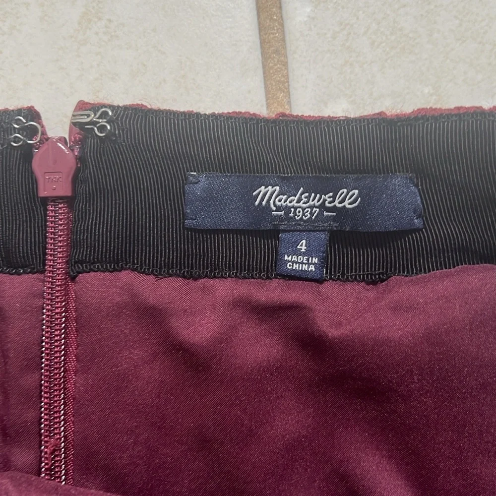 Madewell Burgundy Red Lace Mini Skirt with Asymmetrical Detail Women’s Size 4 - Picture 3 of 6